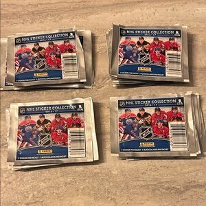 Panini NHL Sticker Collection Packs (2016-2017)